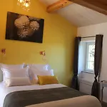 Domaine Forvent 3* Saint-Julien-de-Peyrolas