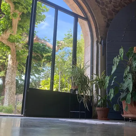 לינה וארוחת בוקר Domaine Forvent