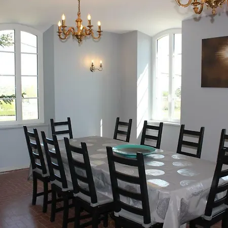 Domaine Forvent לינה וארוחת בוקר Saint-Julien-de-Peyrolas