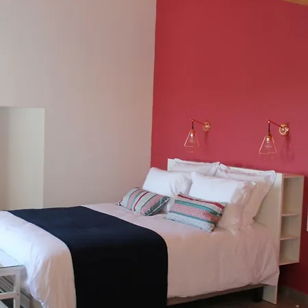 Oda ve Kahvaltı Domaine Forvent 3*