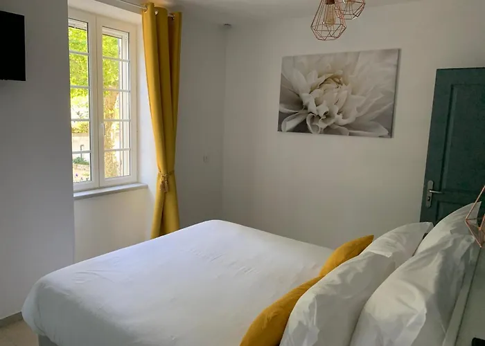 Bed and Breakfast Domaine Forvent Saint-Julien-de-Peyrolas