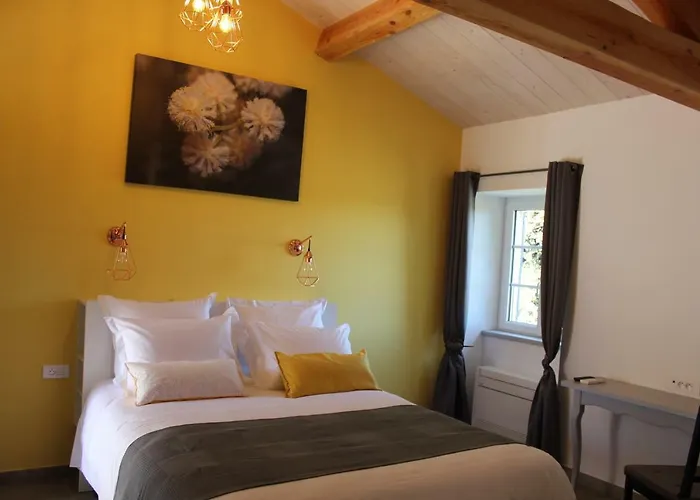 Domaine Forvent 3* Saint-Julien-de-Peyrolas